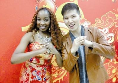 中国帅小伙娶黑人美女为妻？看到第4张我也想娶了，这颜值逆天