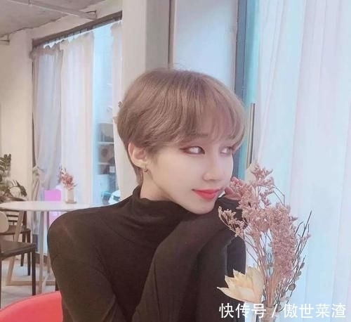 『清爽干练』短发控最喜欢的发型,八位时尚达人演绎不同风格的潮短发,超赞