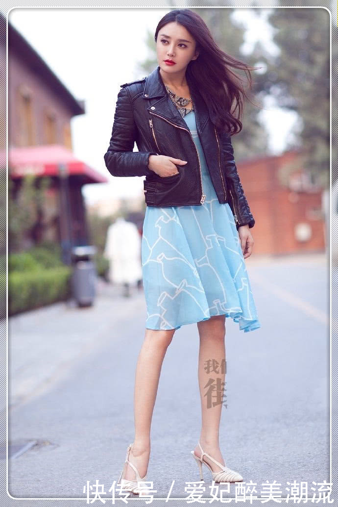 秦岚为了秀身材!穿紧身鱼尾裙走红毯,眼看走路都不方便了!