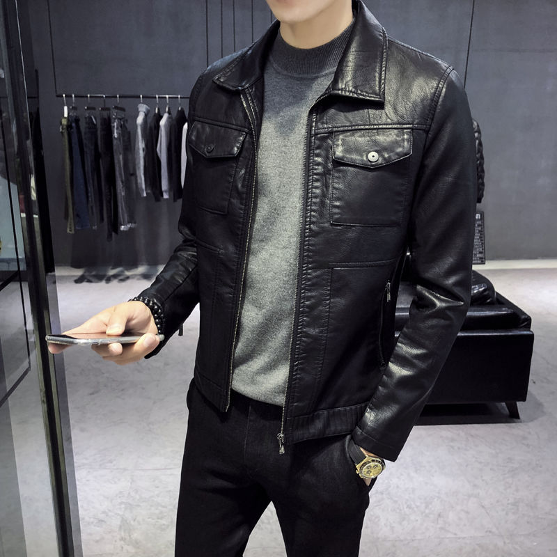 经济允许，男人少把上衣塞裤腰里，太丑!学下图这样，让女人着迷