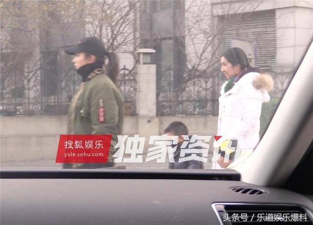 何洁被指婚内出轨后8个月才反击，是忍无可忍还是想炒作?