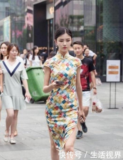 优雅■摄影街拍:优雅迷人娇俏动人的小姐姐原来都是这么搭配衣服的