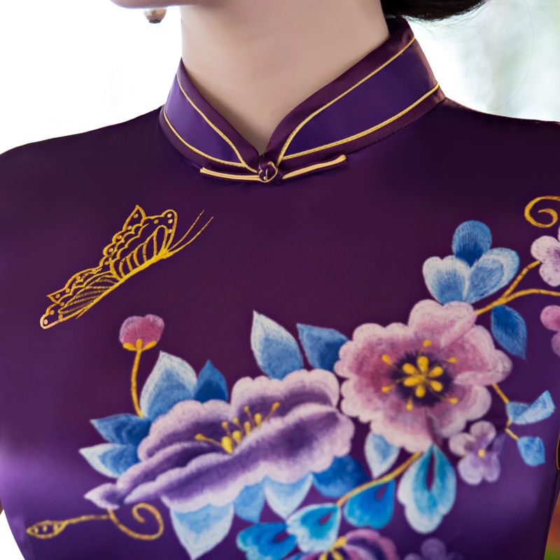 旗袍搭配丁字裤，展现性感“蝴蝶臀”，魅力无限