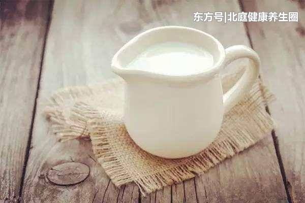 「 克星」 女人“大肚子”慢慢消失了,肚子上有赘肉? 常吃脂肪“克星”