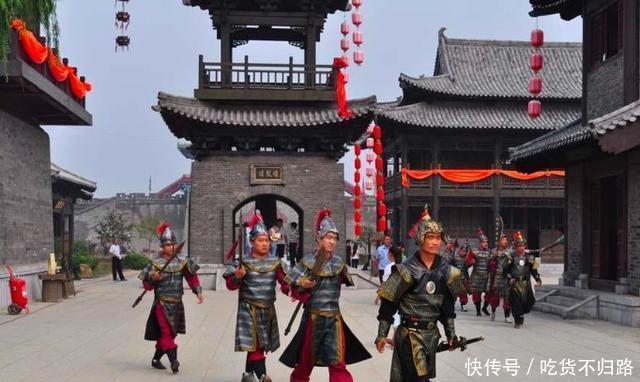 山东这个影视城总耗资12亿, 门票一张60元, 如今城内冷冷清清