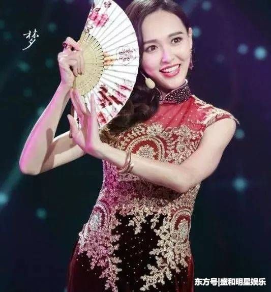 明星穿旗袍，赵丽颖英气逼人，张柏芝端庄，刘诗诗高贵优雅!