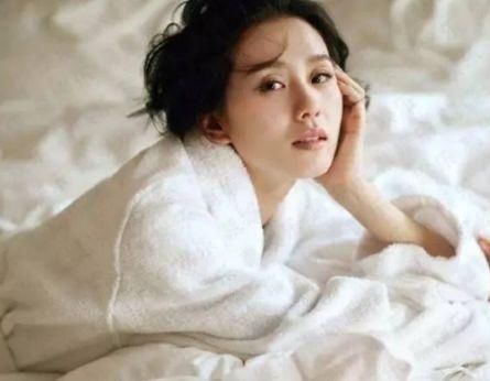 卓伟再爆猛料：窈窕诗诗无隆伴，笑看空穴微风出！暗示已经出轨？