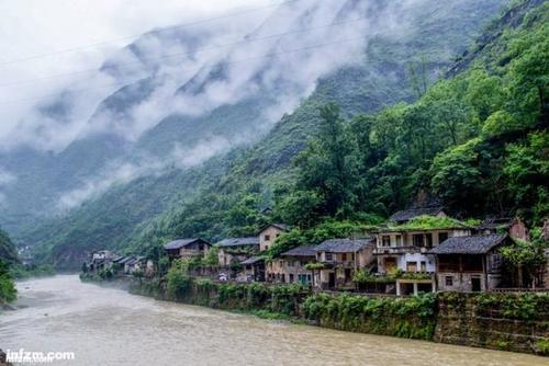 眼睛在旅行丨“千年盐都”宁厂古镇