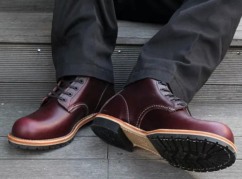 女人的性感高跟鞋=男人的工装靴