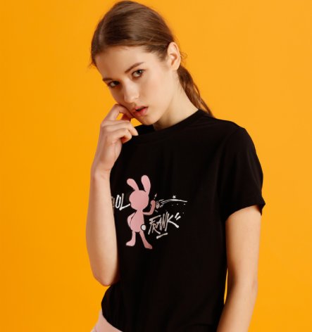 女人再漂亮,也别穿套装!学学下面女人穿洋气T,美出新高度