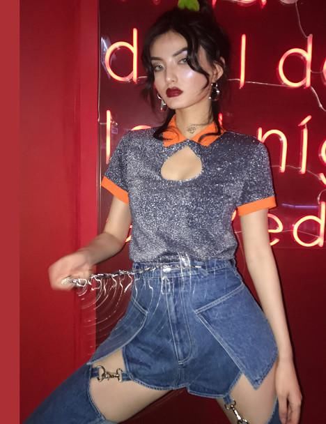 2018最“大胆”的3款牛仔裤，图一太破不敢穿，最后一款太火辣！