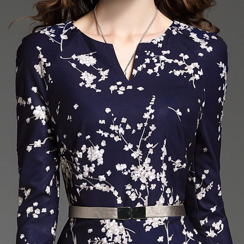 9月秋裙又火了，瞧下面70后这样穿，一款比一款好看，不火才怪