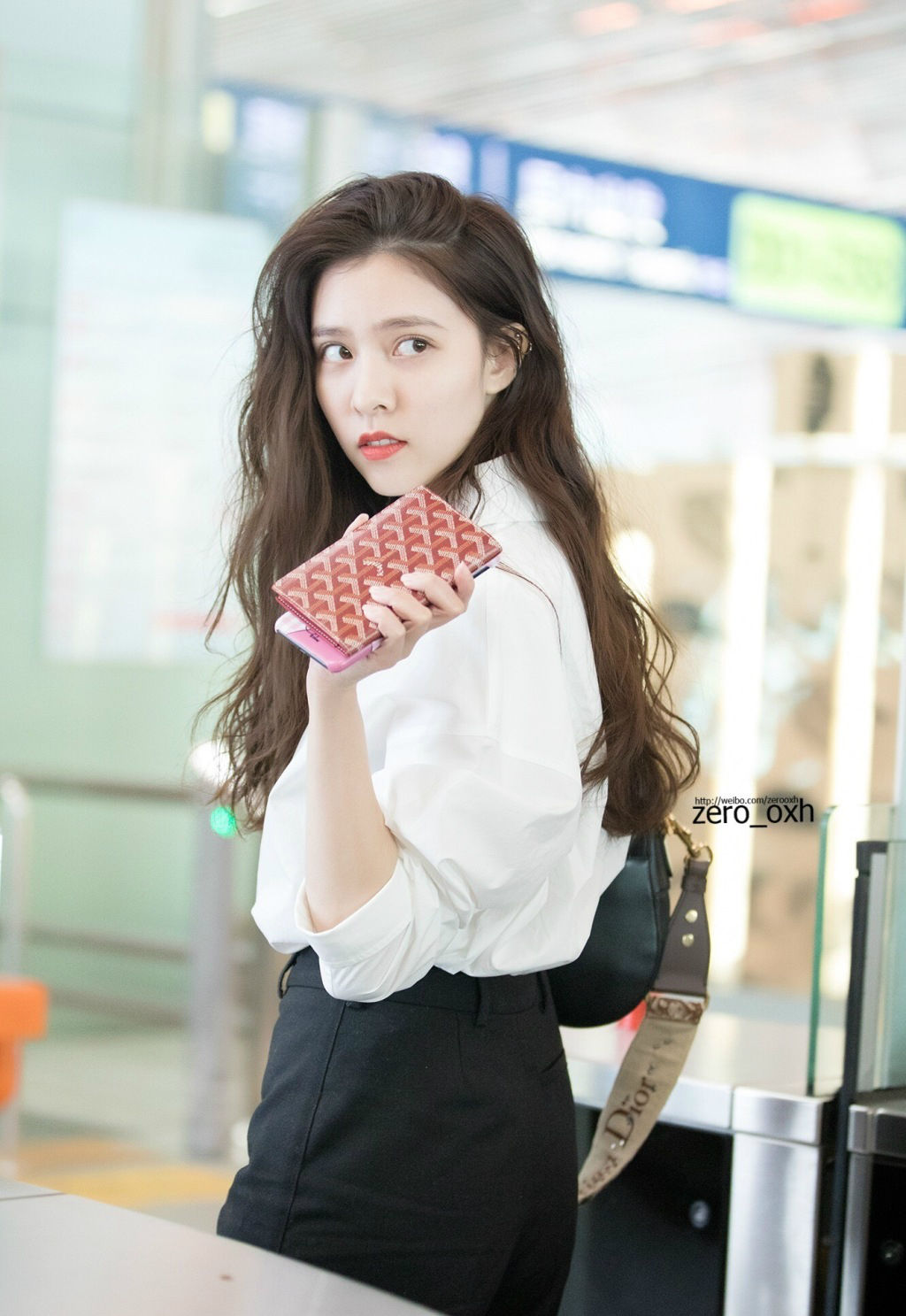 宋妍霏这大长腿真的绝了!网友:我要有这好身材做梦都会笑醒!