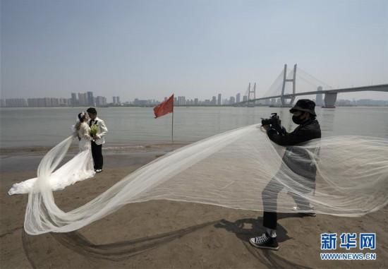  「摄影工作室」梦想已久的婚纱照，来了
