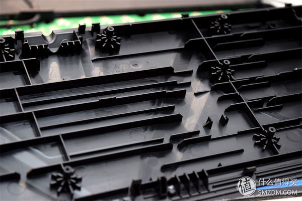 谁说机械键盘就一定吵闹?富勒G900S RGB静音红轴了解一下