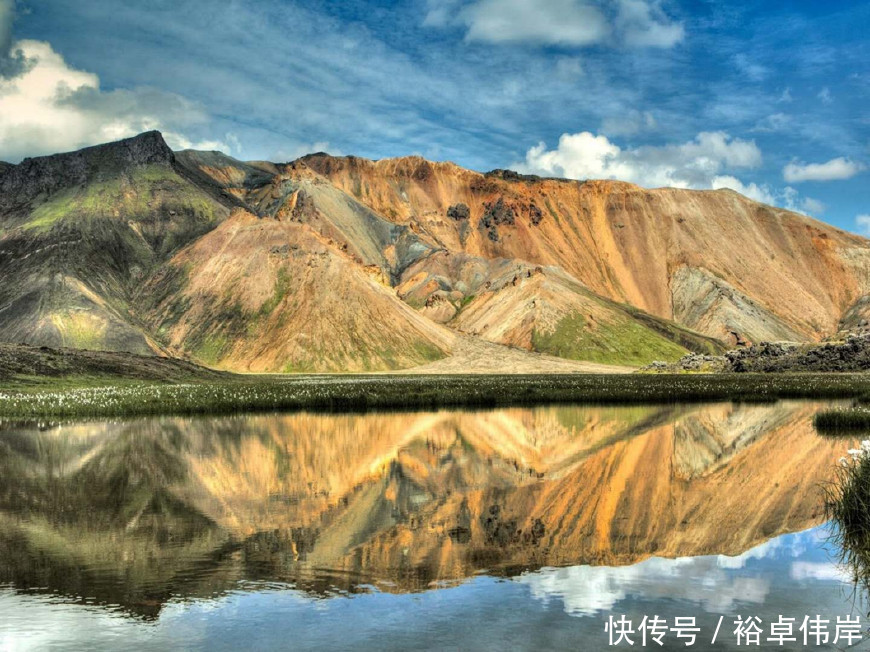 冰岛国家居然带着队伍踢进了世界杯,队员们也