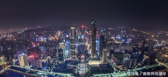 中国五大城市夜景对比, 四大一线城市也比不上香港