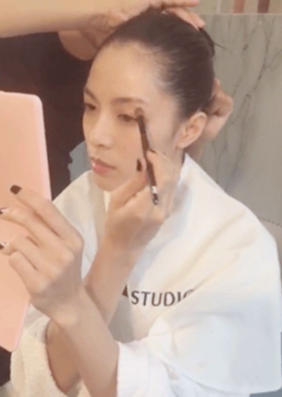 李嘉欣!黎姿!丨学会这个港风妆，明天上班就被这么叫