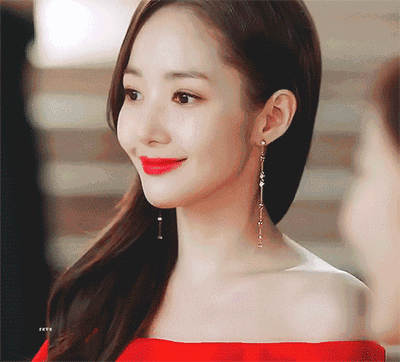 谁说整容既脸僵？拿下李敏镐收服朴叙俊的朴敏英，靠一张初恋脸成