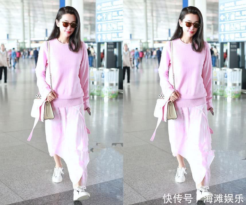 45岁李冰冰厉害！一条粉色高腰裙嫩成18，网友：许文楠好眼光