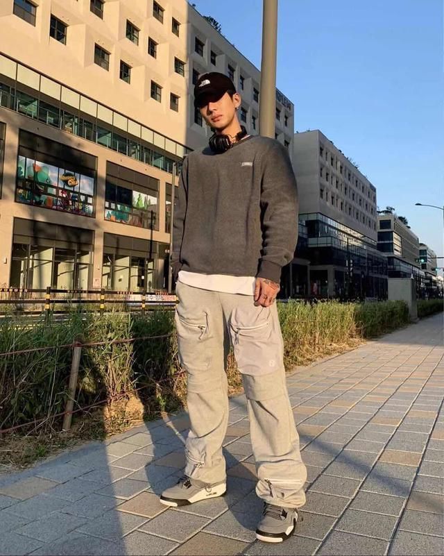  增高垫@看了这位小哥的穿搭，才发现韩系不总是千篇一律