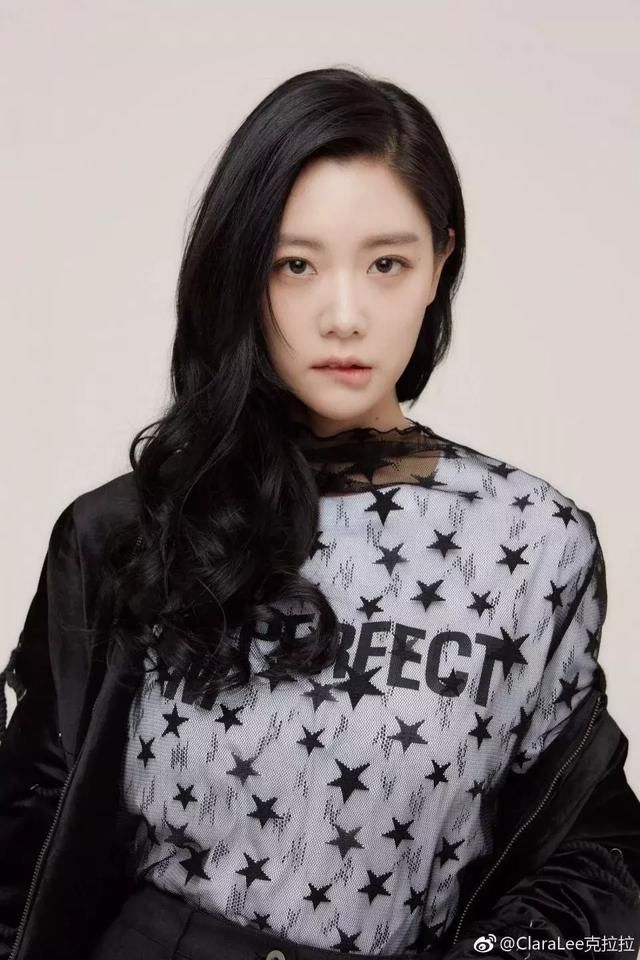 李成敏完美驾驭“穿衣显瘦，脱衣有肉”不愧是“亚洲第一美女”