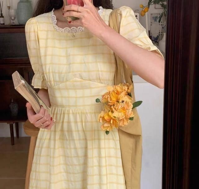 『女生』小个子女生春日穿搭,凸显腰线穿出170+既视感,高腰单品少不了!