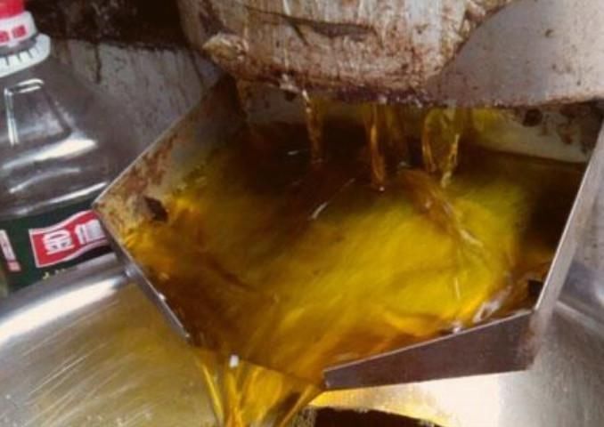 农村人人都吃的自榨油，专家却说不能吃，到底有什么内幕？