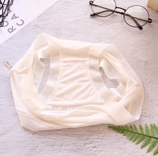 不管纯棉裤还是丁字裤，扔了吧!时下巨流行穿“0感裤”，那才美