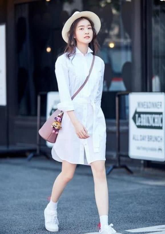  『女生』腿型好的女生，夏季不穿短裙太可惜！3种短裙搭配清爽舒适超迷人