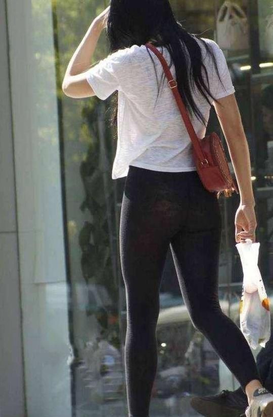 时尚健身运动服, 凸显动人身材, 修身显瘦适合逛街休闲