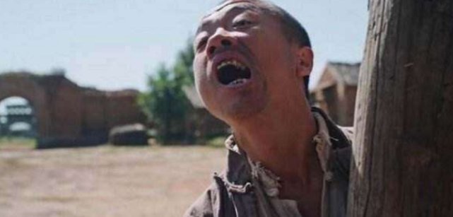  [现实]为什么每个村子都有一傻子？这四点原因很现实，他们被称