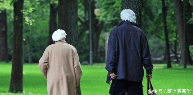  【给出】到了2030年，中国还剩下多少人呢？专家给出的数据，出