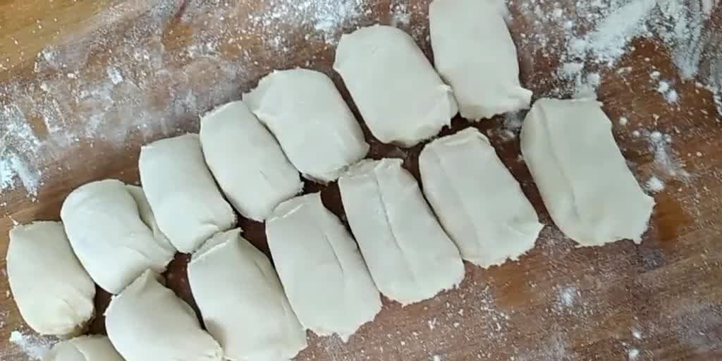  传统@面点师傅手把手教你制作，传统空心酥饼，喜欢甜食的朋友不妨试试
