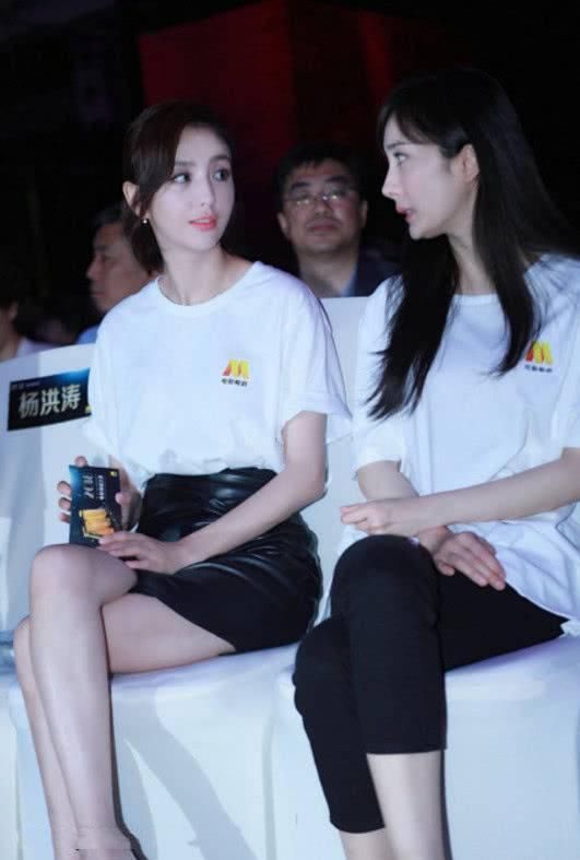 31岁杨幂和34岁佟丽娅同框,差距竟然这么大