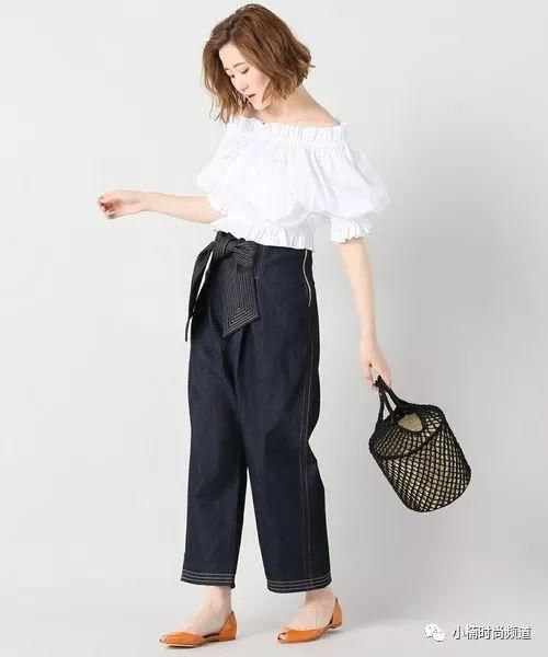 露出健康肤色!夏天的露肩日系穿搭介绍就看这