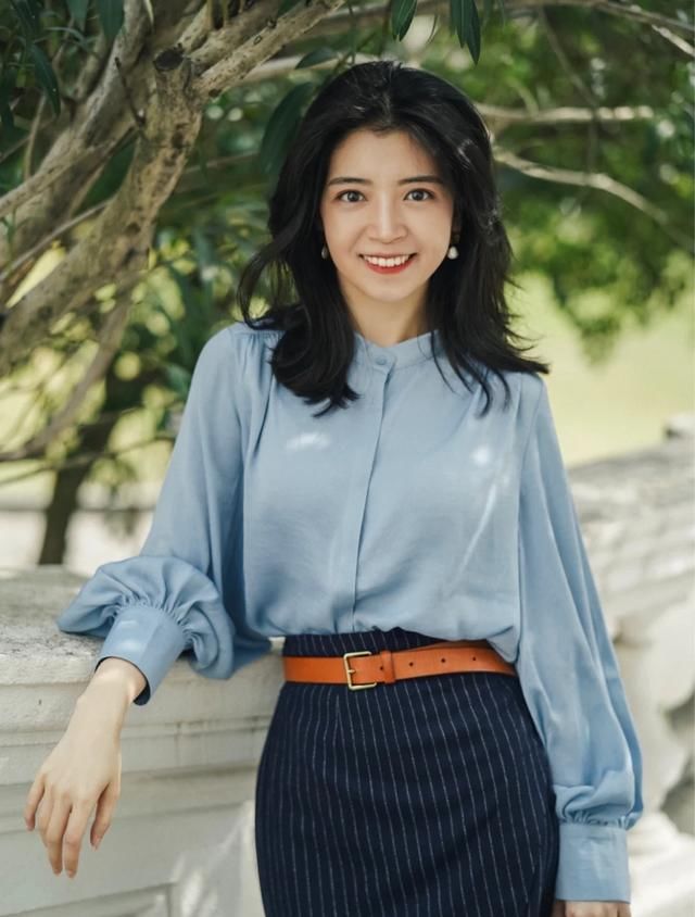  『蓝色』蓝色高级又优雅，喜欢它的人品味不俗，这才是初夏最温柔的风景