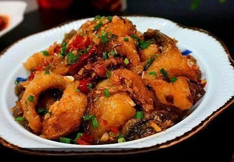  『精选』美食精选：爆炒麻辣鸡，剁椒烧鱼块，焦溜丸子，嫩炸牛肉