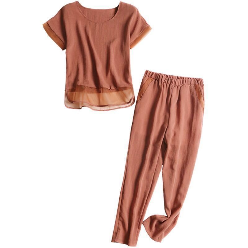 女人过45岁别穿短裤了，丑!学学下面大姐，嫩减21岁美炸天