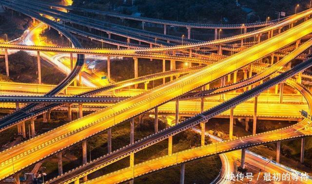 重庆，只要去旅游一次还想再去的城市，夜景最值得一看