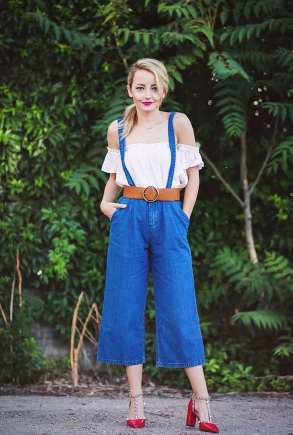 把夏日浪漫穿在身上，清新的蓝色系单品，为你注入青春活力!