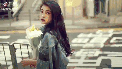 王祖贤从不修眉，邱淑贞最爱大红唇……被火爆抖音复古港风妆惊艳