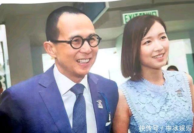 『传闻』“千亿女友”郭嘉文晒照秀恩爱,反击与李泽楷分手传闻