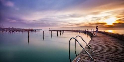 获得诺贝尔奖最多的国家，最支持中国人，四周不临海却最会玩水！