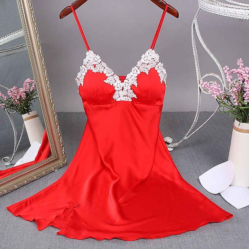 老婆总说要买这睡衣过七夕,她穿身上一看,也真是美绝了