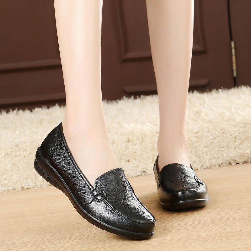 9月刚上新妈妈鞋，甩高跟鞋九条街，60岁妈妈穿上，防滑又养脚