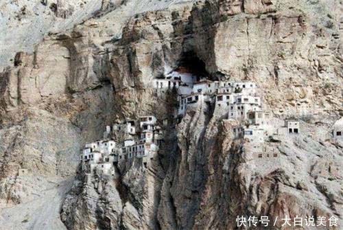 设计师毕生心血之作，却没人敢居住，只因建在悬崖之上！