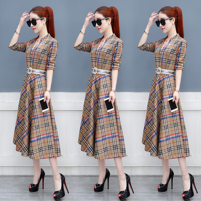 身高1米55的我，穿时尚套装+修身连衣裙，洋气又显高