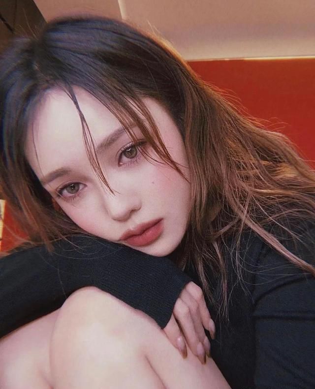 「UFO」美妆护肤UFO丨连pony高手都不得不爱的“勃艮第妆”打开新微熏方式!