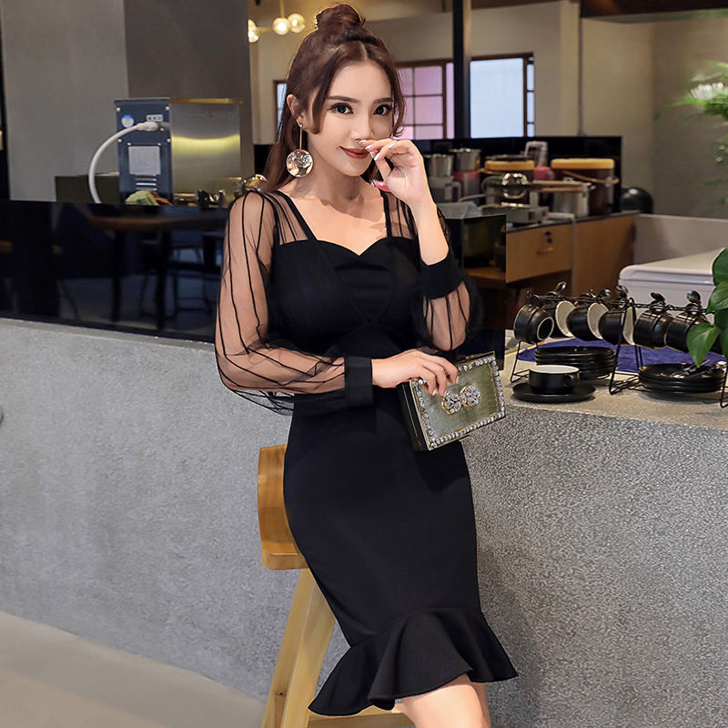 包臀裙尽显女性魅力，显瘦显身材，回头率特高